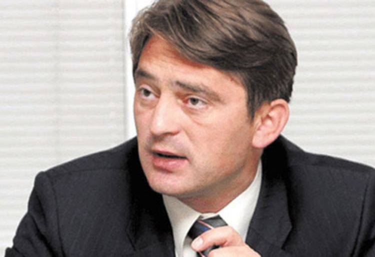 Željko Komšić podnio ostavku na sve stranačke dužnosti u SDP-u