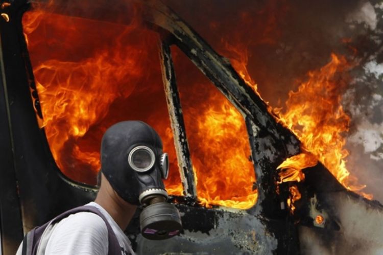 HAOS: Grčkoj prijeti građanski rat, pobijediće onaj s više kalašnjikova