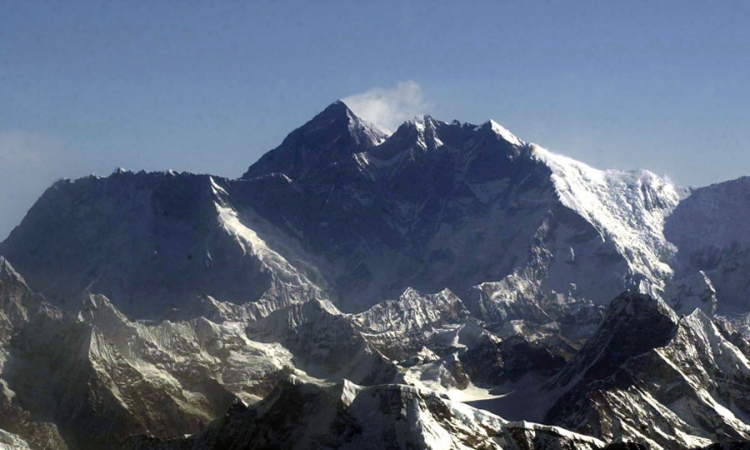 Obezbjeđenje na Everestu sprečava tuče alpinista