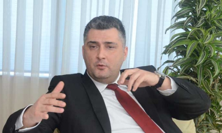 Milovanović pozvao Mićića da objasni promjenu identiteta SDS-a