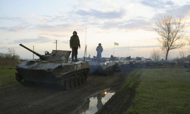 Sve više tenkova na istoku Ukrajine