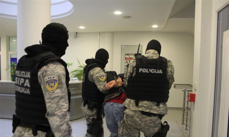 Uhapšeni osumnjičeni za silovanje Srpkinja u Odžaku
