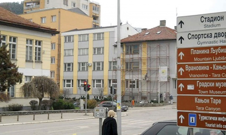  Obijena zgrada opštine Foča