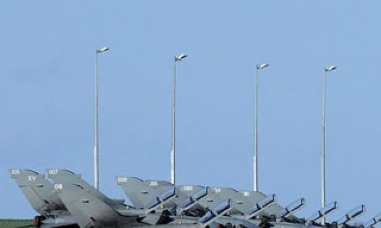 Više članica NATO podiglo borbene avione