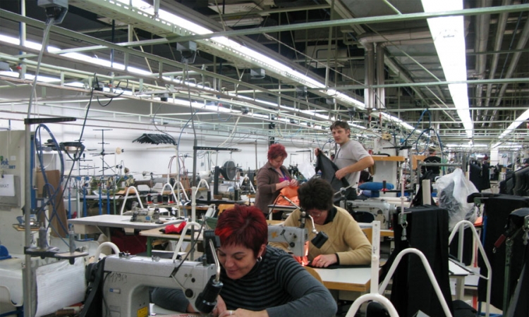 Vlada RS opredijeljena za razvoj tekstilne industrije