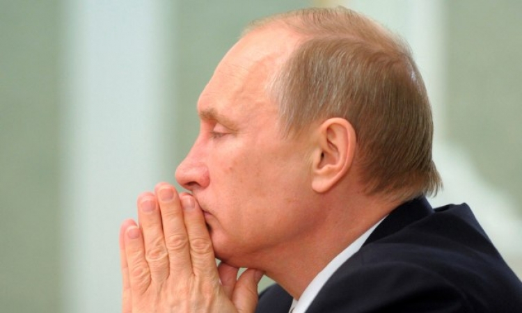 Putin traži odlaganje referenduma