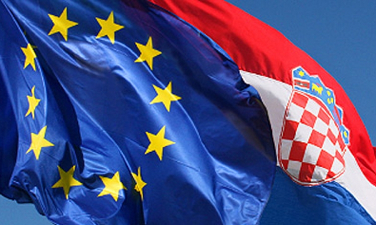 Hrvatska u EU sa više nezaposlenih, većim javnim dugom, manjim kreditnim rejtingom...