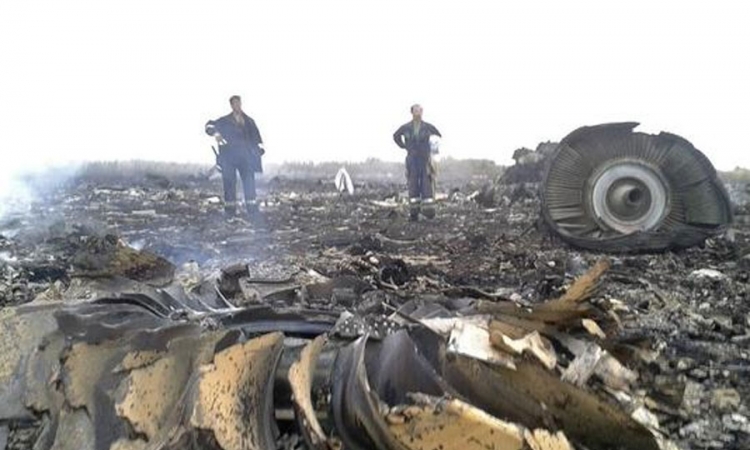 Ruski mediji debatuju o krivici za pad malezijskog aviona