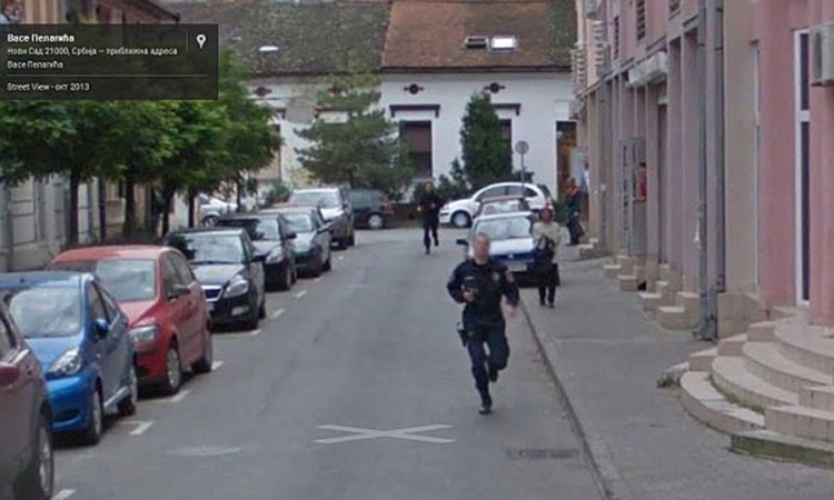 Gugl snimio policijsku potjeru za pljačkašima
