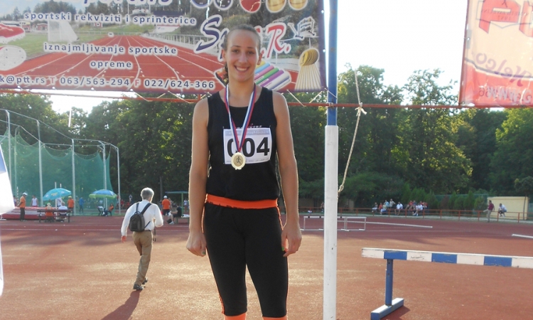Nataša Bogovac trijumfovala u Sremskoj Mitrovici