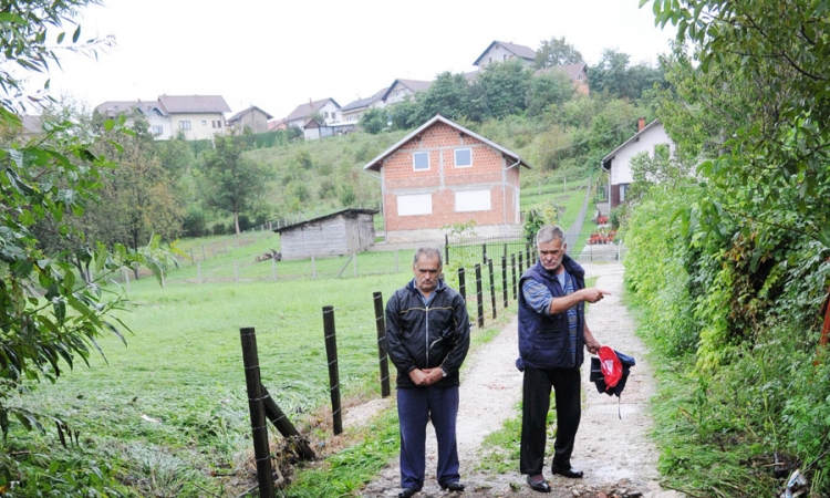 Nove nevolje u Banjaluci: Devet kuća odsječeno od grada