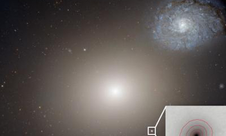 Astronomi pronašli veliku crnu rupu u svemiru