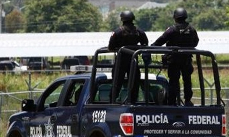  Policija preuzela kontrolu nad 13 gradova u Meksiku