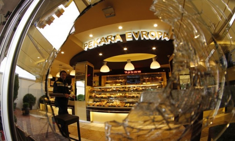 Uhapšeni napadači na pekaru "Evropa"