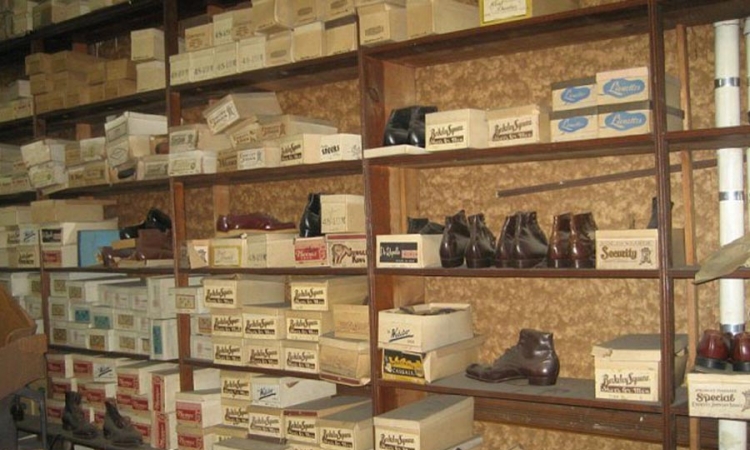 Pronašli kolekciju cipela iz 40- ih godina