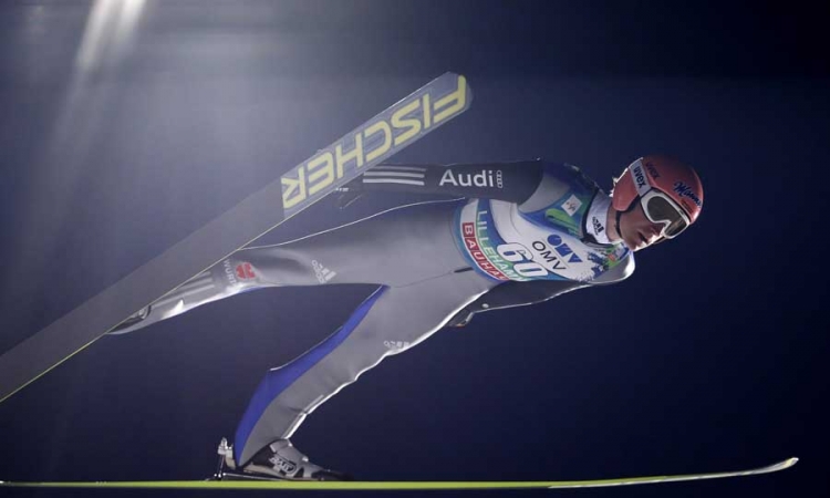 Nijemac Frojnd pobjednik ski skokova na Uralu