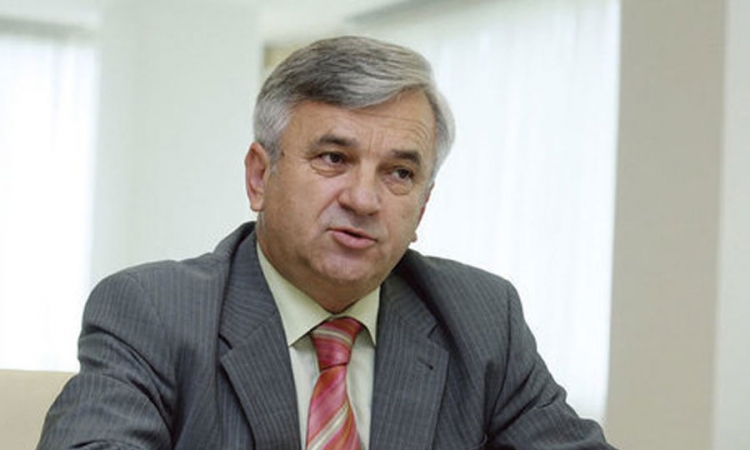 Čubrilović: Posvetiti pažnju razvoju realnog sektora