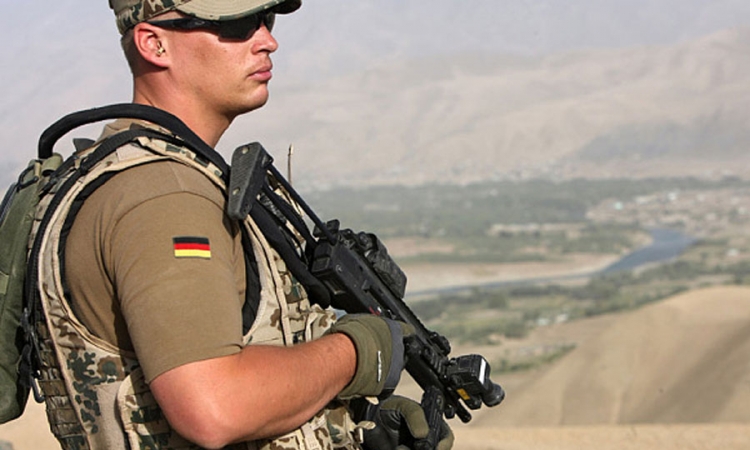 Njemačka šalje 100 vojnika u Irak