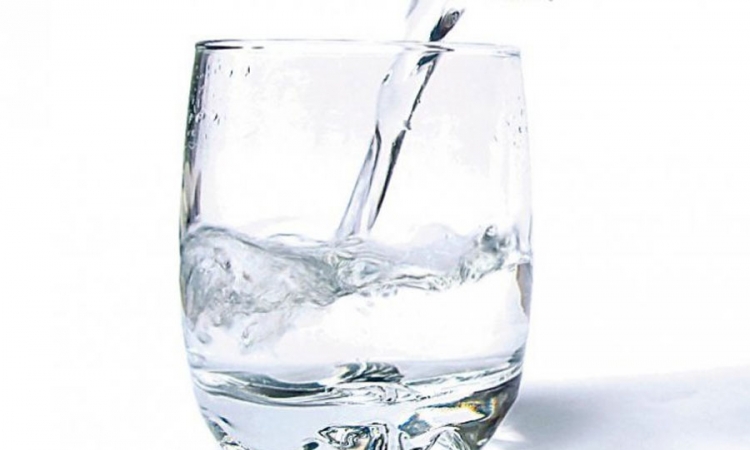 Naučite pravilno piti vodu