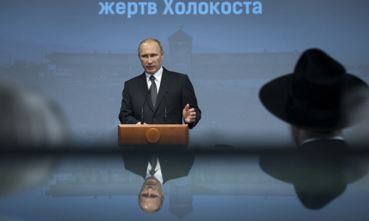 Putin: Opasnost od politike dvostrukih standarda