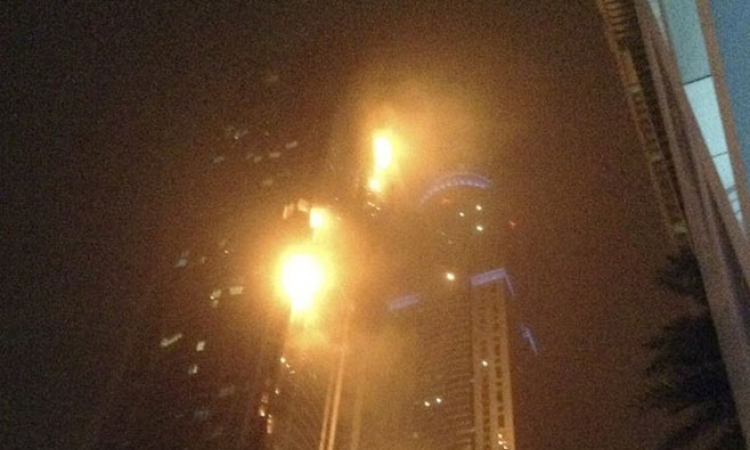 Požar u kuli Torč u Dubaiju
