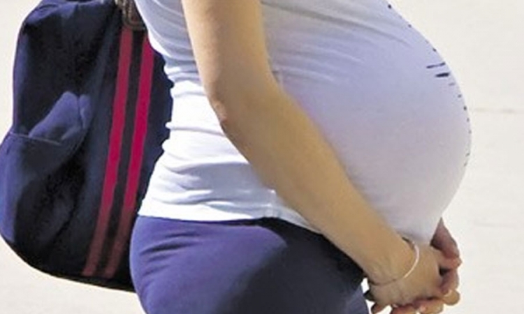 Deset odsto trudnoća nosi rizik