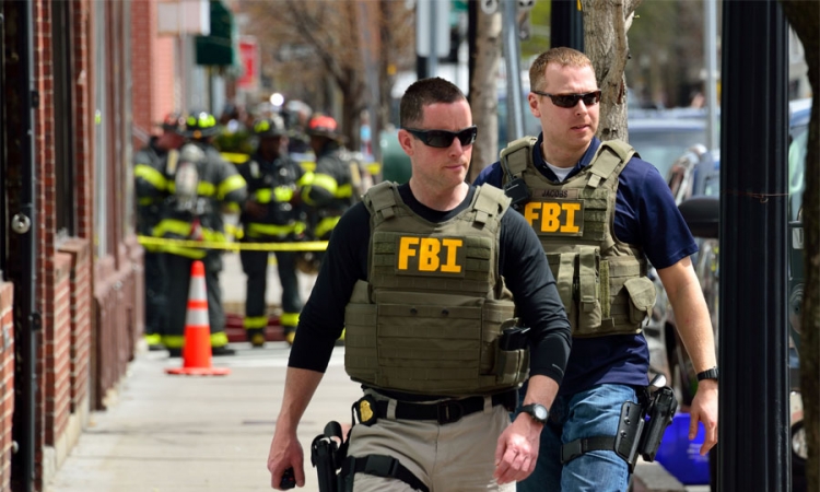 FBI u ratu protiv "gangsterskog raja"