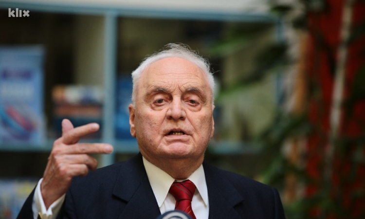 Sadiković: Iz političkog sistema izvučena posljednja supstanca demokratije