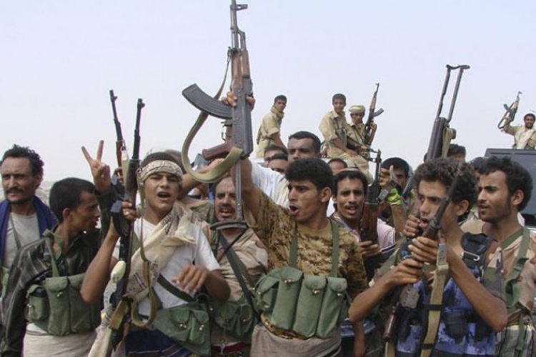 Al Kaida zauzela vojni kamp u gradu Mukala