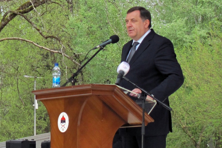 Dodik: Ne smijemo iz duša izbrisati stradanje u Donjoj Gradini