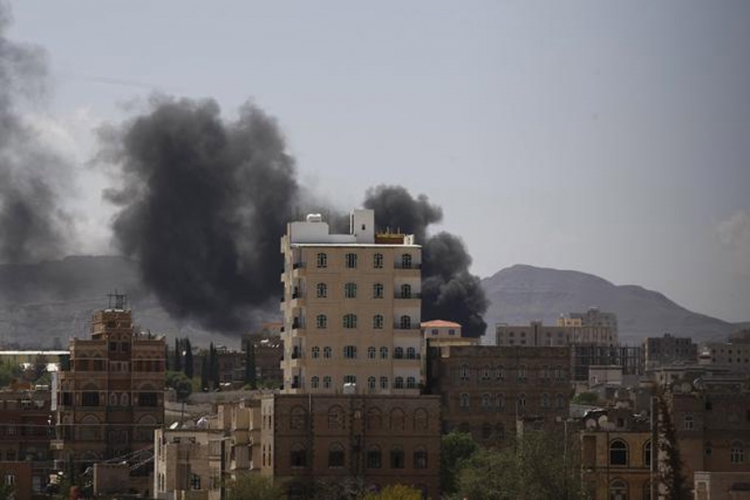 Ubijeno 15 civila u bombardovanju Sane