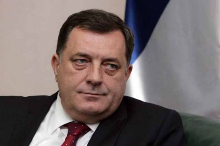 Dodik: Orden doživljavam kao priznanje za sve Srbe u Srpskoj
