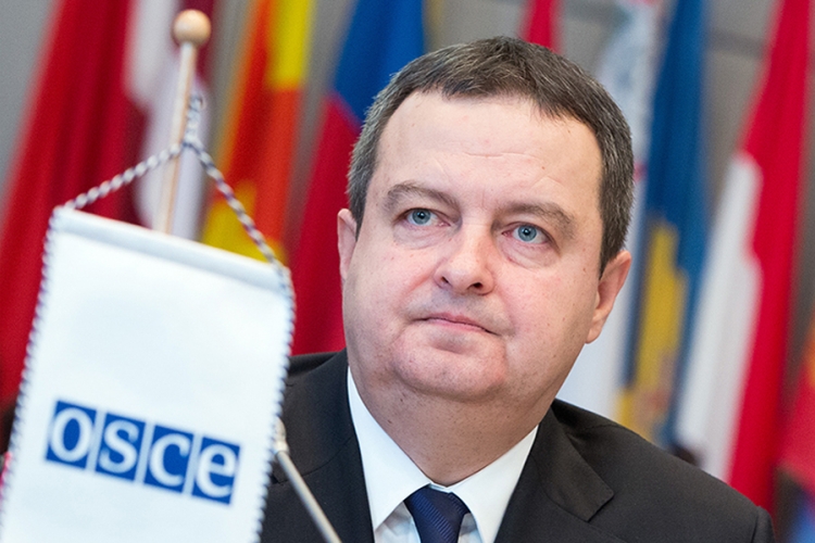 Dačić osudio narušavanje primirja u Ukrajini