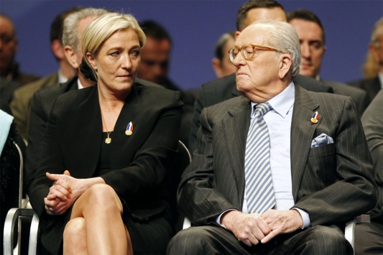 Francuska: Bitka oca i kćeri za stranački tron   