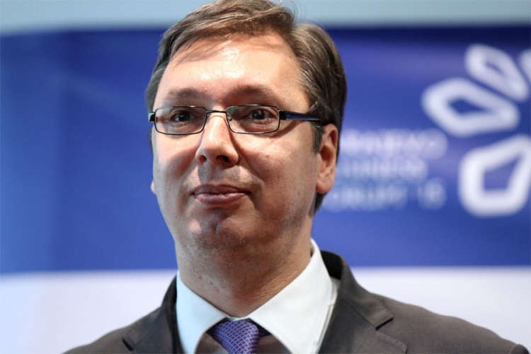Vučić: Posvetiti investitorima svu pažnju