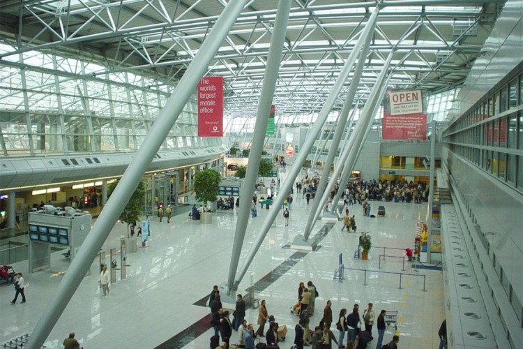 Kosovski kriminalci pljačkaju po aerodromima