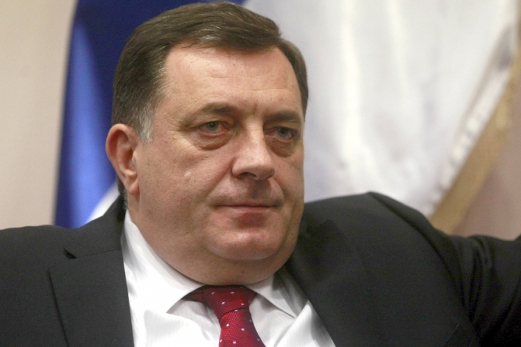 Dodik: Srebrenicu prate mnogobrojne kontroverze