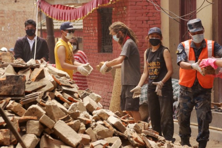 Dizanje iz pepela Nepala iz perspektive Brčaka Anela i Poljakinje Dagne