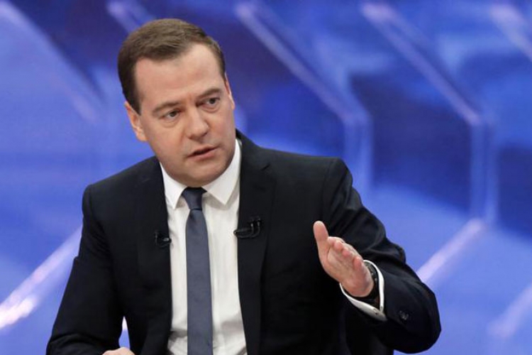 Medvedev predlaže razvoj monetarne unije