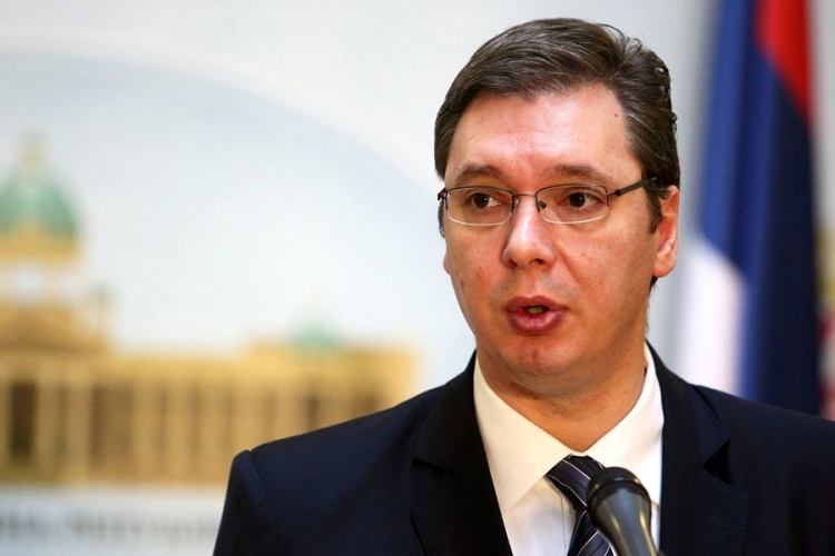 Vučić: Spreman sam da pognem glavu pred nevinim srebreničkim žrtvama
