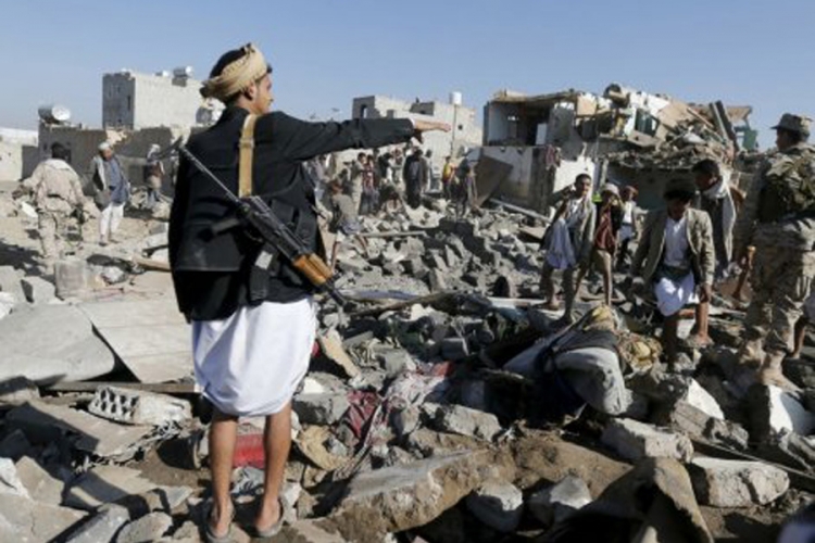 U napodu Huta u Jemenu poginulo 20, povrijeđena 41 osoba