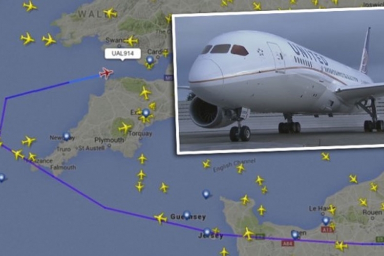 Drama iznad Atlantika: Avion prinudno sletio u Londonu
