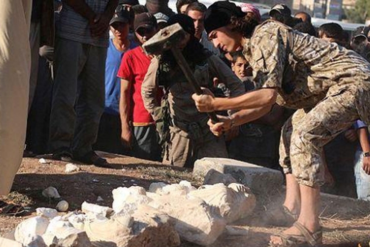 Džihadisti uništavaju statue iz Palmire