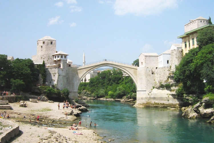 Bokova: Mostar - simbol pomirenja