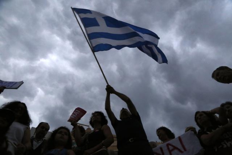 Grčka podijeljena uoči referenduma