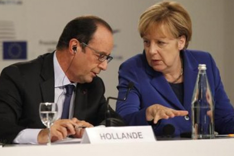 Oland i Merkelova pozivaju na vanredni samit evrozone u utorak