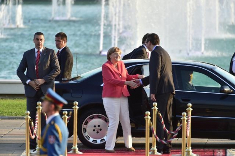 Angela Merkel stigla u Beograd