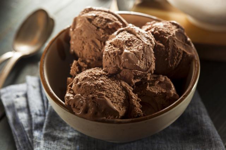 Zavodljivo i osvežavajuće: Sladoled od čokolade i banane