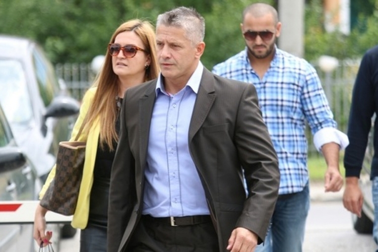 Orićev advokat: Orić nije bio u Potočarima, tužićemo Dodika?