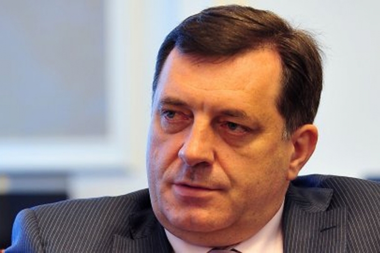 Dodik: Idemo na referendum ako ne ispune zahtjeve RS